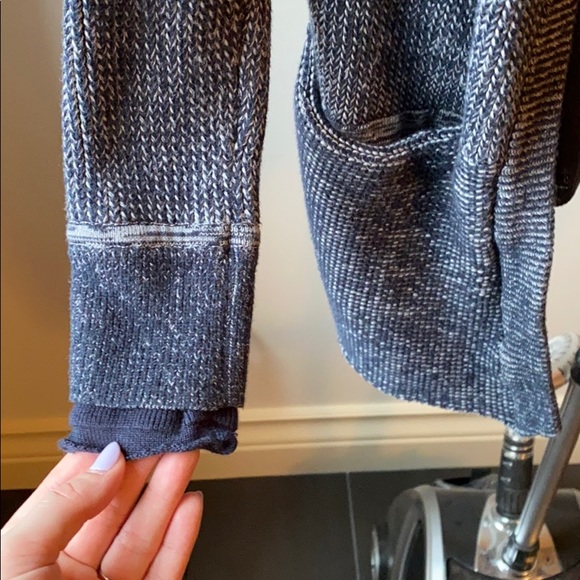 Lululemon cardigan 🤍🤍 - Picture 4 of 5